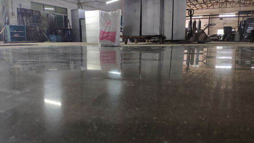 惠州市龙丰工厂水泥地起灰处理与高性能混凝土减水剂的应用